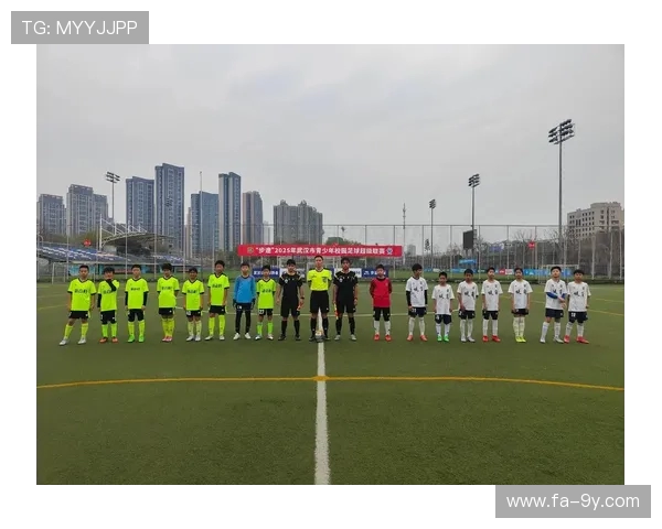 东台初中校园足球蓬勃发展助力青少年健康成长与团队精神培养