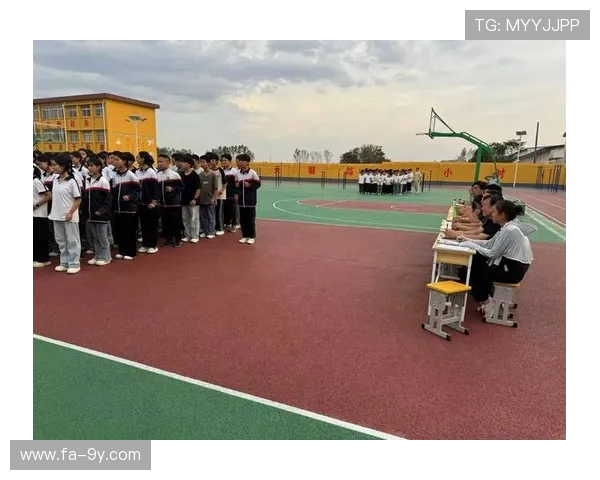 四平足球联赛初中组精彩对决 激发青少年体育热情与团队精神